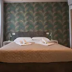 Bed & Breakfast Palm House Cupra Marittima