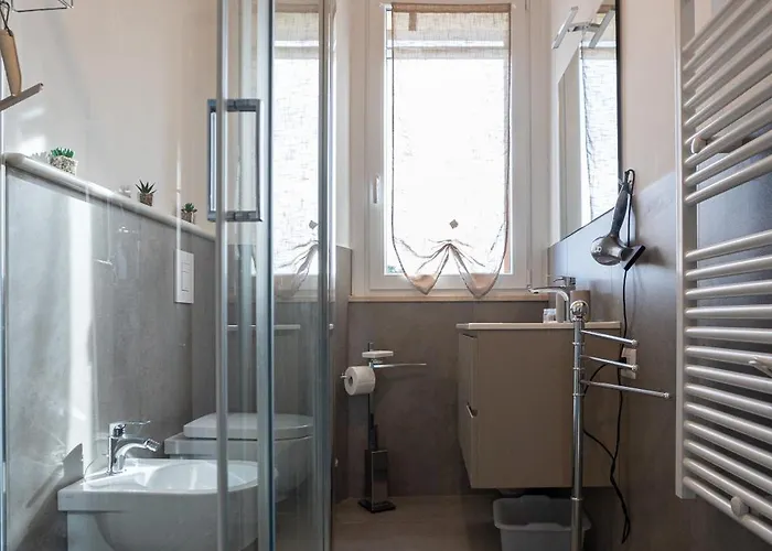 Palm House Bed & Breakfast